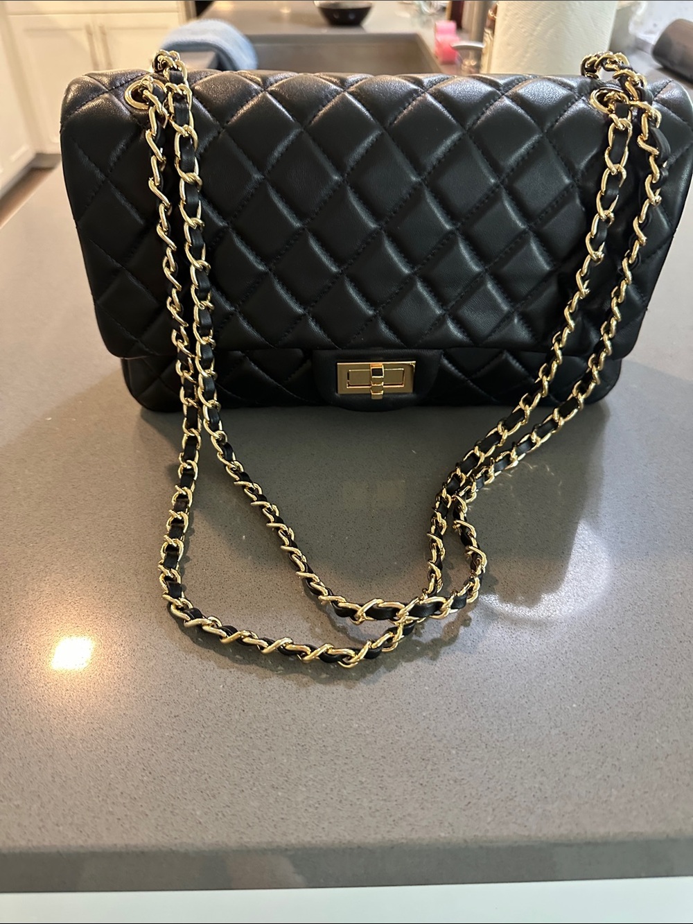 Quilted soft Leather Chain-Shoulder Bag in Black with Gold Hardware NWOT